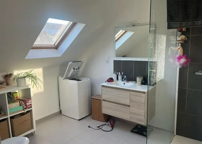 Kwatera prywatna Confort Le Long De La Sarthe Le Mans